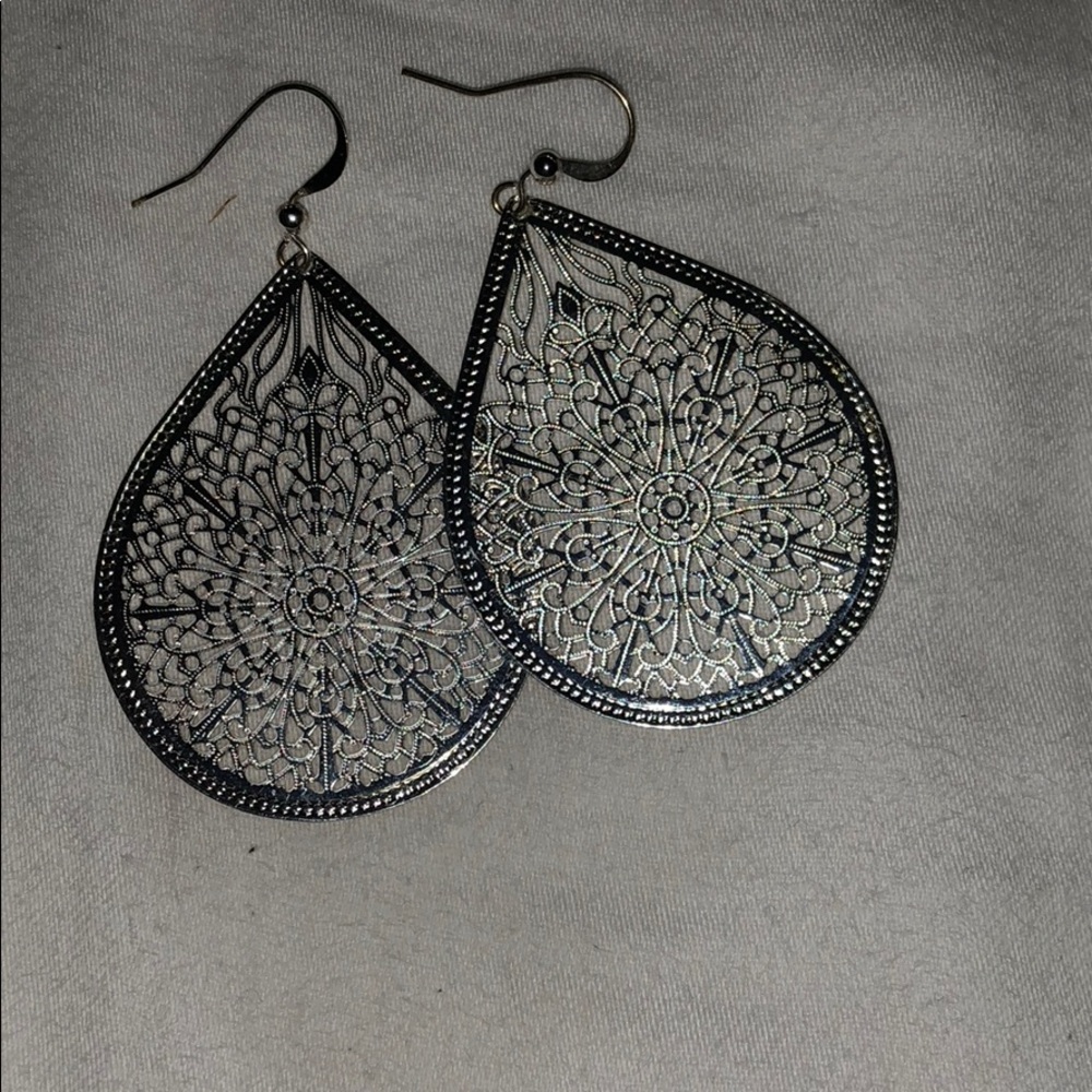 Sliver earings